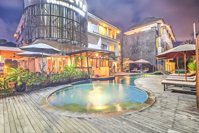 Palette Signature Hotel