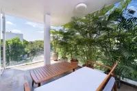 KN8 Holiday Villa