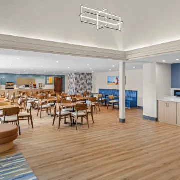 Days Inn by Wyndham Regina