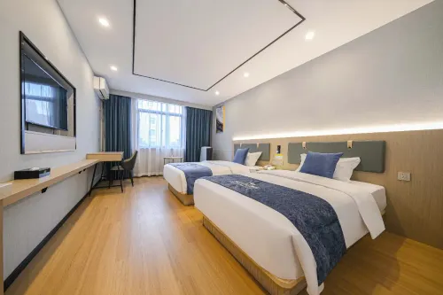 Jiu 8 Hotel (Jinjiang Jinghai Road)