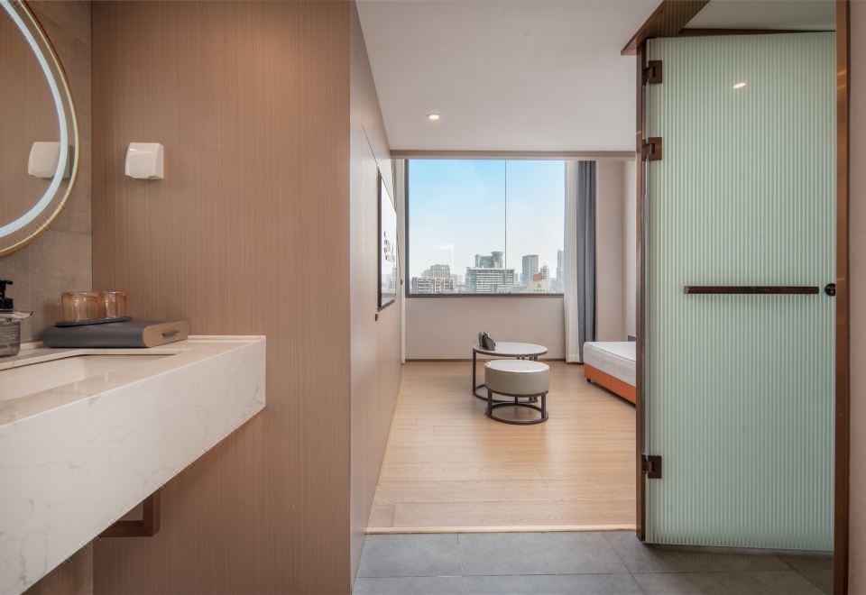 1. 이즈 (광저우 ..