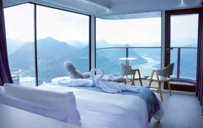 Dahua Yantan Star Picking Camp Homestay (Meimeifeng Branch) Hotels near Qibai Lane (No.1 Lane in the World)