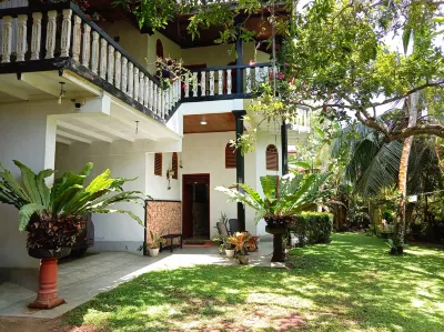 Unawatuna Villa Bird Nest Hotels near Rumasala Kanda