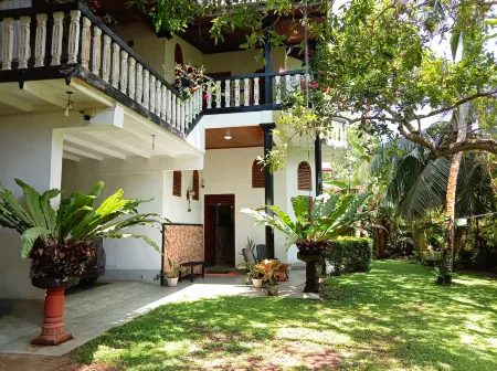 Unawatuna Villa Bird Nest Отели рядом с достопримечательностью «Унаватуна»