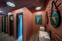 The Brownstone Hostel & Space