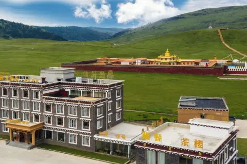 Kangding Tagong Prairie Mandala Hotel