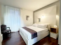 COMO mi CASA Hotels in Malgrate