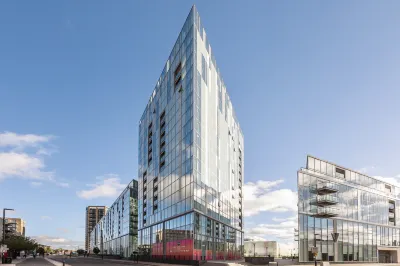 Zedwell Greenwich Hotels near South Quay