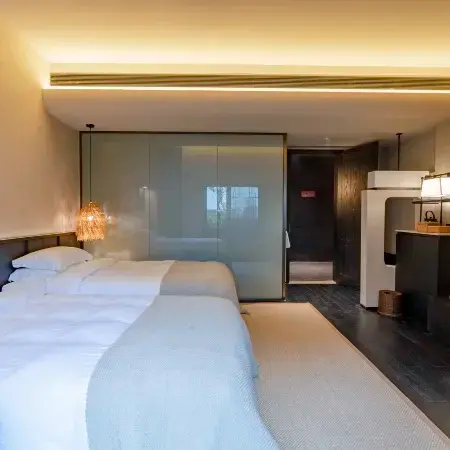 Zhexian Du Homestay (Fuxian Lake)