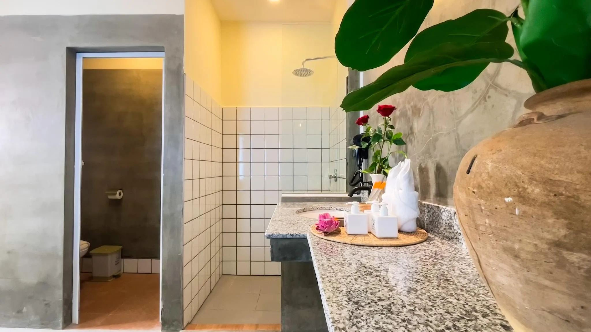 Indochine Sanctuary Boutique Hotel Zimmer Photos