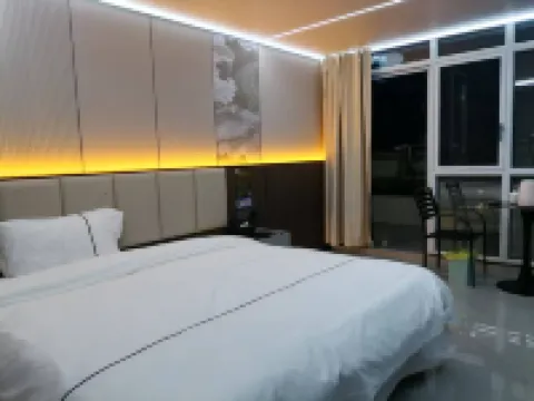 Luoyoujia Homestay Hotels in Junlian