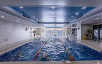 Kyriad Hotel (Anshan Railway Station City Government Square) - Pools