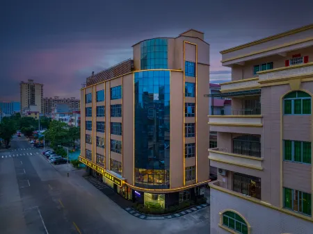 Enping Jindao Business Hotel