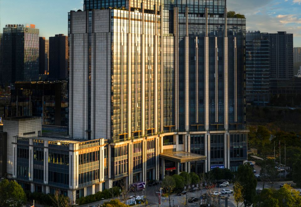 贵阳恒世纪酒店(观山湖区会展城店)外景图