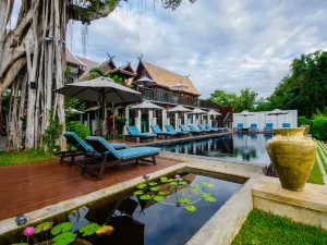 부리 스리핑 리버사이드 리조트 & 스파