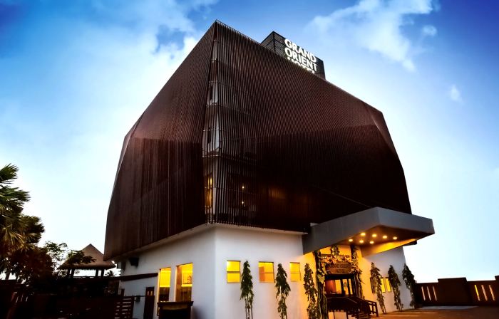 โรงแรมแกรนด์โอเรียนท์ เปอไร