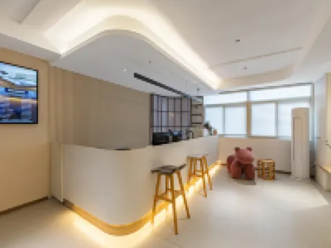 โรงแรมธีมกั๋วเถียน (มหาวิทยาลัยเจียงซู เจิ้นเจียง) โรงแรมในเจิ้นเจียง