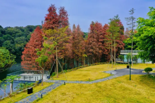 Xinsu 24li Resort Hotels near Xiqiao Mountain Scenic Area