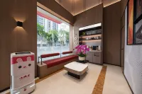 Borrman Hotel (Zhanjiang Dingsheng Plaza North Railway Station)