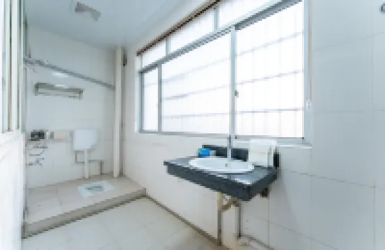 Beihai Yuejian Meijia · Qiying Homestay (Railway Station)