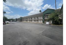 La Posada Inn by OYO Brownsville