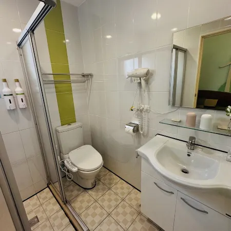 Yurong Hostel