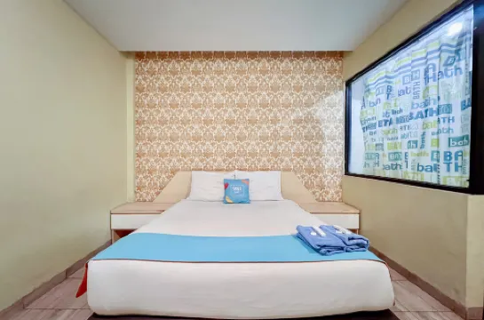 SANS Vibes Millennium Inn Medan