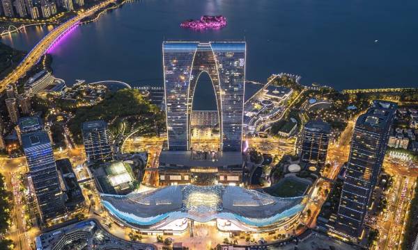 Phoenix International Serviced Apartment