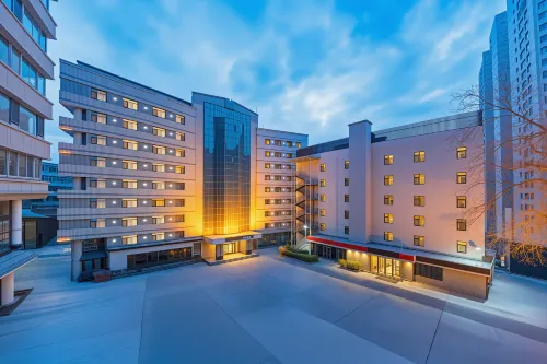 Yijia Hotel (Lanzhou Zhangye Road Xiguan Metro Station)