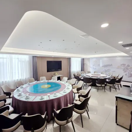 Pu Jing Hotel