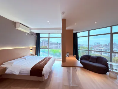 Yihe Express Chain Hotel (Zhenjiang South High-speed Railway Station) Hotels in Zhenjiangnan Station/Dantu New Area