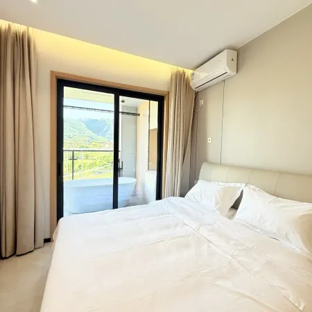 Mei Linli · Mountain View Homestay