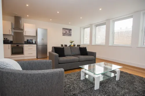 Celador Apartments - Sussex House Serviced Apartments - Apartments