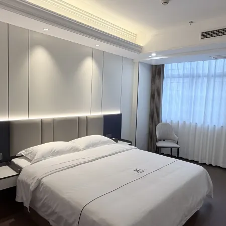 Jinghua Hotel