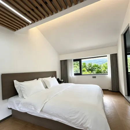 Liulaogen Holiday Hotel