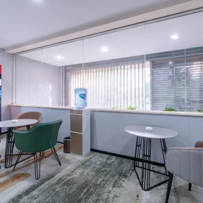 Mangosteen Hotel Hotels near Minhang Road Station