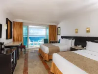 Krystal Cancun マンダラ ビーチ周辺のホテル