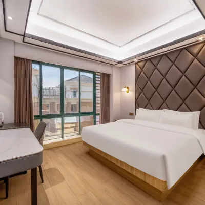 Changxing Penglaiju Boutique Hotel Hotels near Changxingnan Railway Station