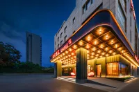 Orange Hotel (Shanghai Qingpu New Town Subway Station Branch)