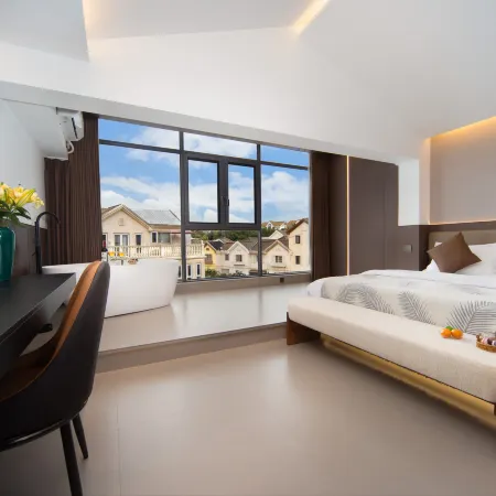 Yueyunlan · Holiday Villa | Lakeside Courtyard-Style Hotel (Dianchi Haigeng Dam)