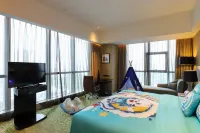 Wanda Realm Jiangmen - Family