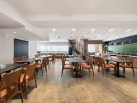 Jushe Holiday Hotel Hotels near Yanta