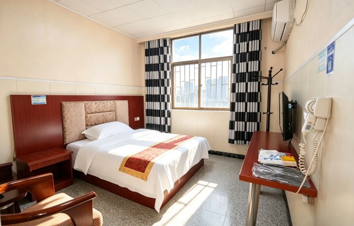 Chenzhou Business Hotel (Chenzhou Railway Station)