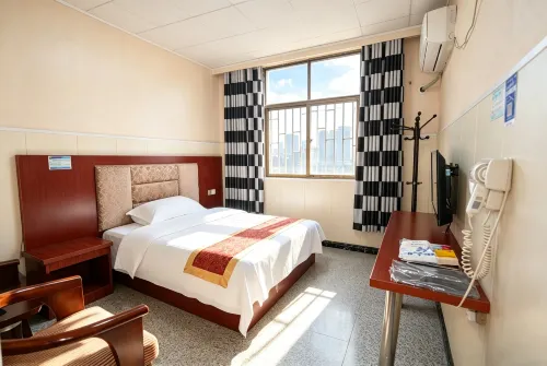 Chenzhou Business Hotel (Chenzhou Railway Station) - 2-Star