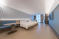 HanTing Hotel (Beijing E-Town JD Headquarters) - parking