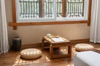 Yili Yunshan Hot Spring Guesthouse - Varme kilder