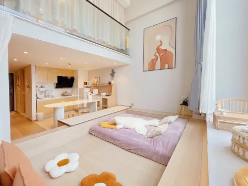 Xinghai Square ins semi-sugar Xizhang Loft B&B