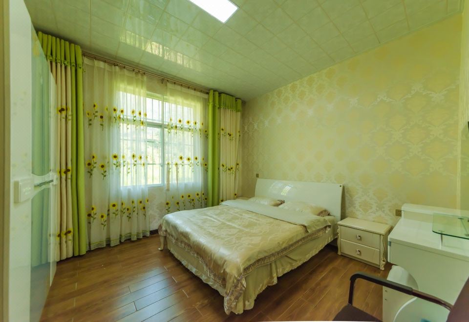 Miyi Banana Forest Homestay