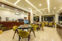The Malla Hotel - Thamel, 2 km to Swayambhunath Temple
