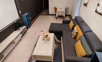 Wenjin Apartment
